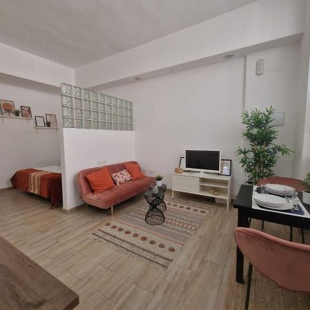 Encantador estudio en Alameda de Hércules Siviglia Esterno foto