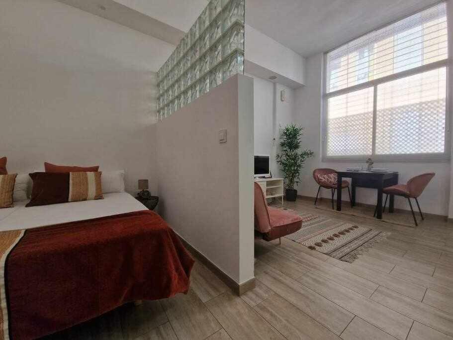 Encantador estudio en Alameda de Hércules Siviglia Esterno foto